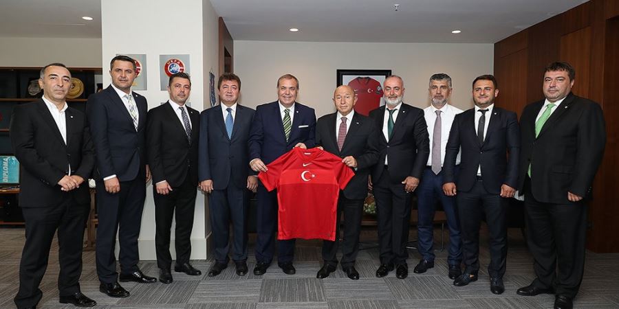 Bursaspor Yönetiminden TFF Başkanı Özdemir