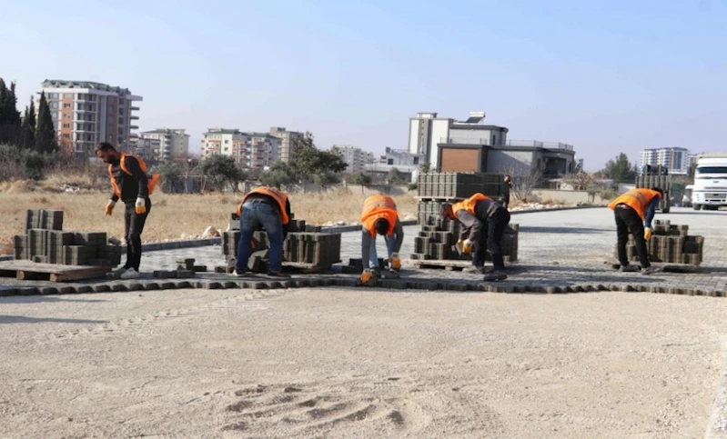 KARAKÖPRÜ’DE YENİ YOLLARDA ÜST YAPI ÇALIŞMALARI SÜRÜYOR