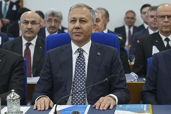 Bakan Yerlikaya: Bin 48 belediye için soruşturma izni verdik