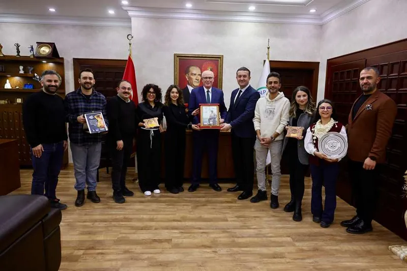 Odunpazarı Belediye Tiyatrosu, Direklerarası Seyirci Ödülleri