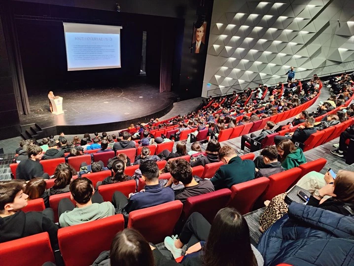 Denizli Bilim Günleri bilim tutkunlarını buluşturdu