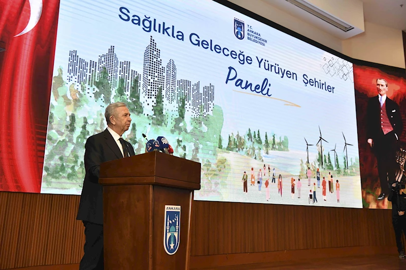 MANSUR YAVAŞ “SAĞLIKLA GELECEĞE YÜRÜYENLER PANELİ”NE KATILDI