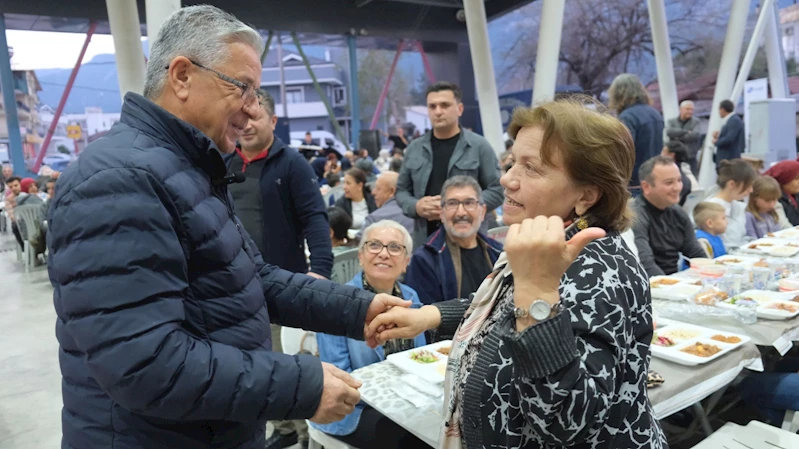 Başkan Topaloğlu’ndan Kuzdere’de iftar