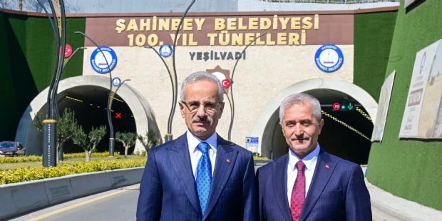 Bakan Uraloğlu´ndan Şahinbey Belediyesi 100. Yıl Tünelleri´ne Tam Not