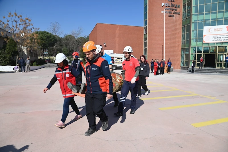 Büyükşehir Belediyesi’nden Öğrencilere Yönelik Deprem Tahliye Tatbikatı