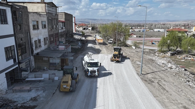BAŞKAN ÇOLAKBAYRAKDAR, “ULAŞIMDA ŞEHRE YENİ BİR SOLUK KAZANDIRIYORUZ”