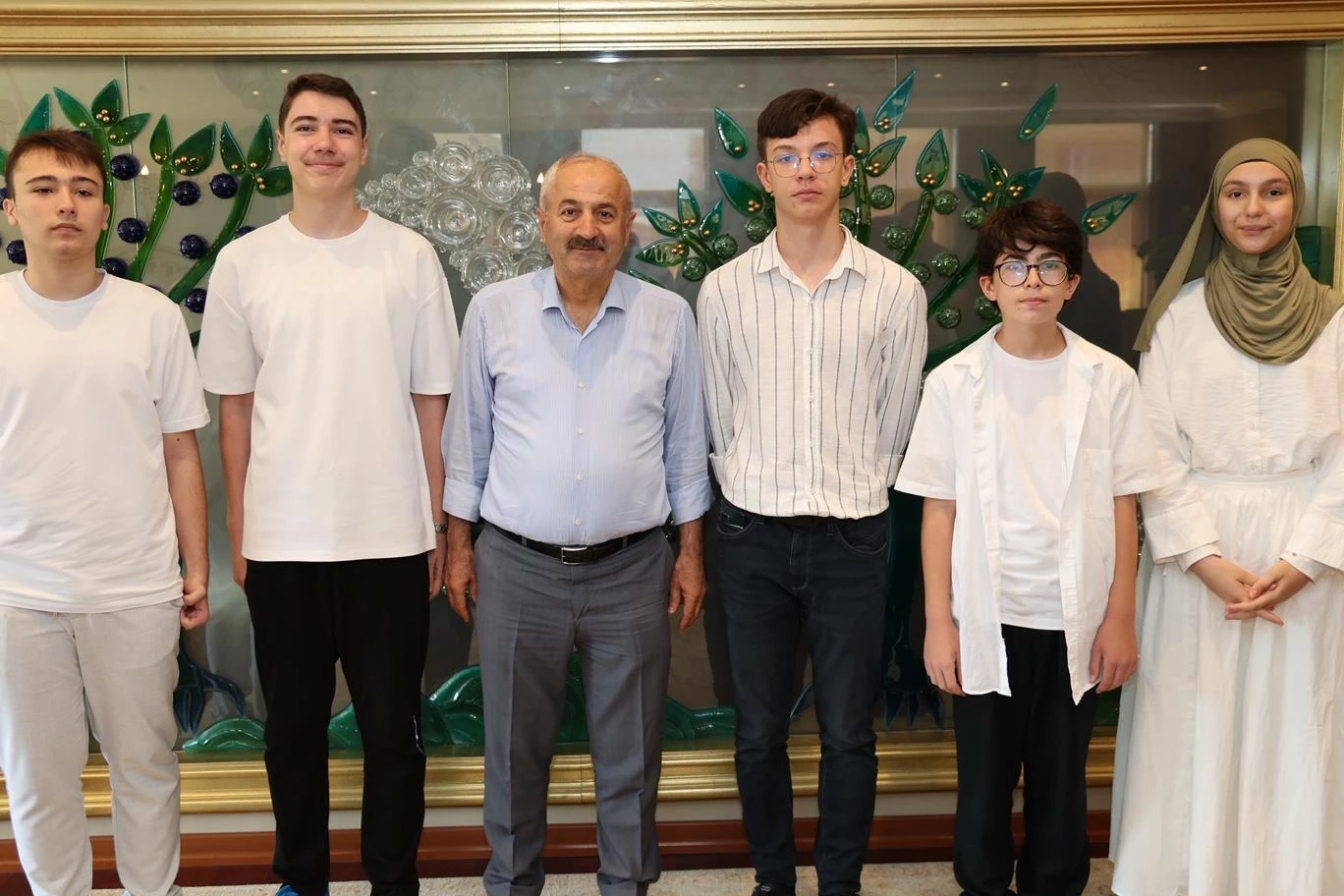 Başkan Büyükgöz LGS birincilerini ağırladı