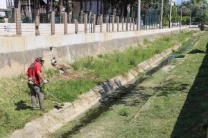 BALABAN DERESİ ÇEVRESİNDE YABANİ OT TEMİZLİĞİ