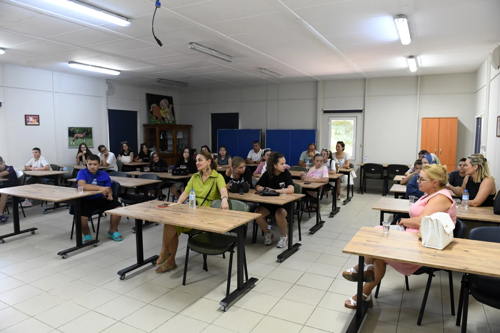 Bosnalı öğrenciler Bursa Osmangazi’de hayvan sevgisiyle buluştu