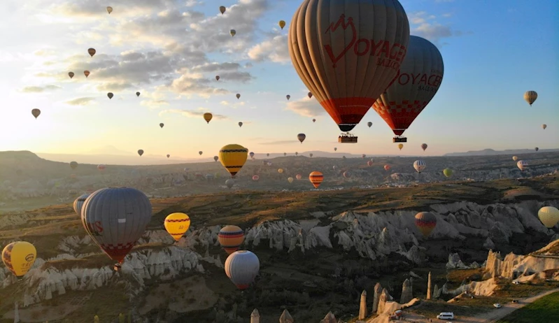 SICAK HAVA BALONLARI DÜNYAYA AÇILDI