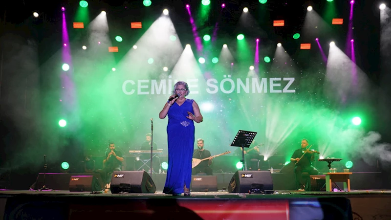 Cemile Sönmez KAFUM’da Müzik Ziyafeti Sundu