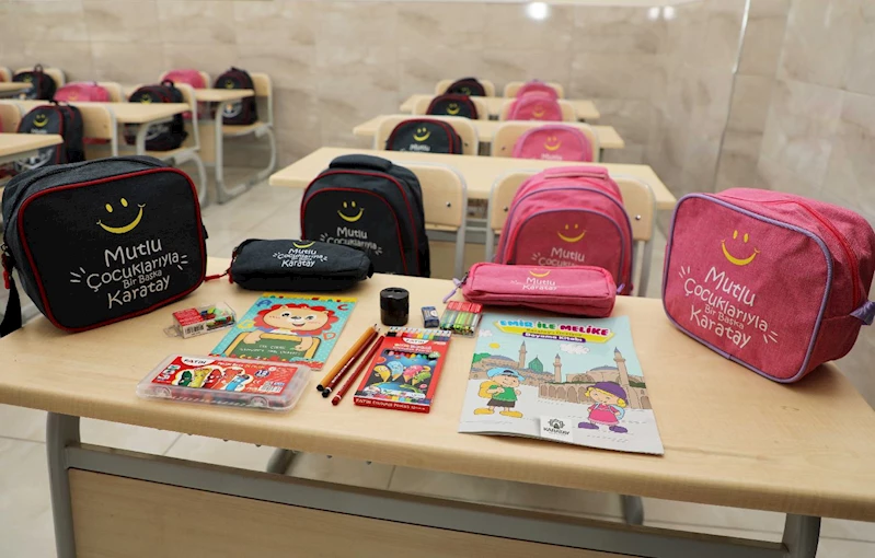 9 BİN ÖĞRENCİYE ÇANTA VE KIRTASİYE SETİ HEDİYESİ