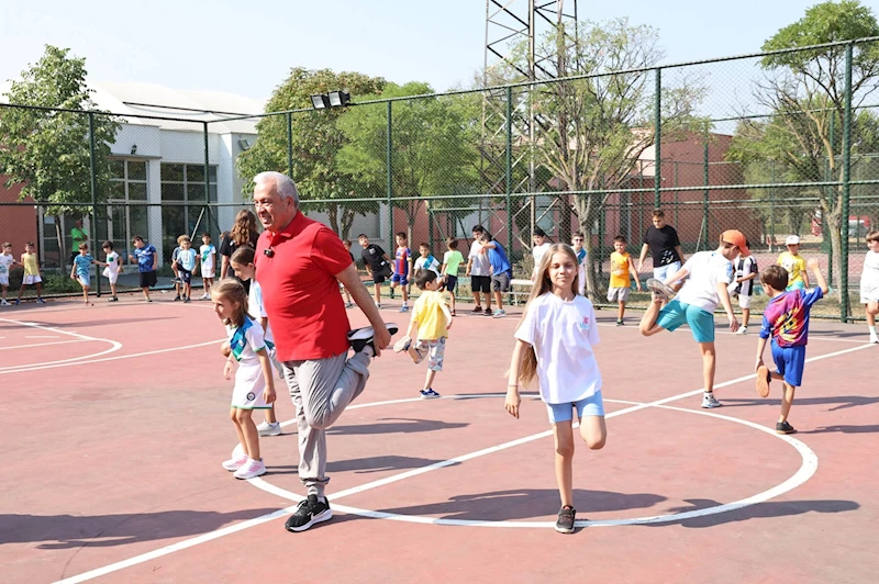 Nilüfer’de çocuklara spor sevgisi aşılanıyor