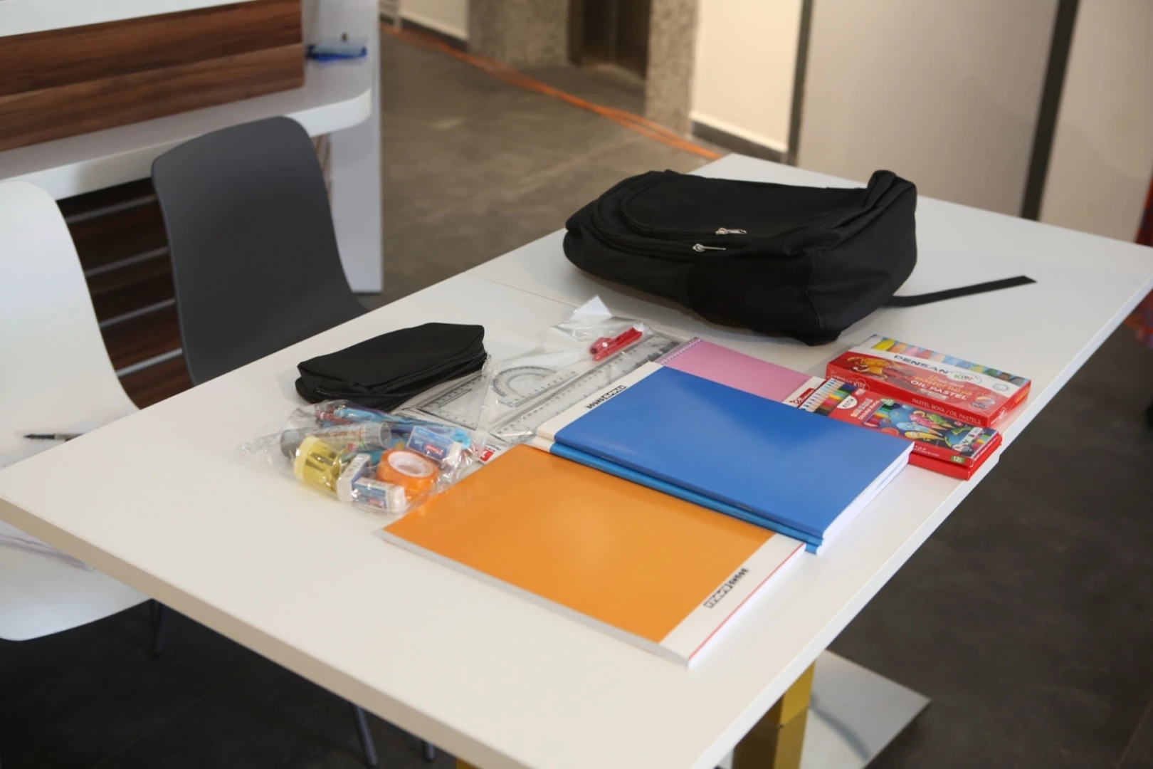 Bursa Nilüferli öğrencilere kırtasiye desteği