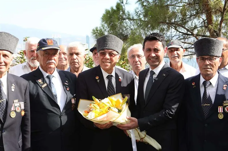 Başkan Önal, gazilerle bir araya geldi