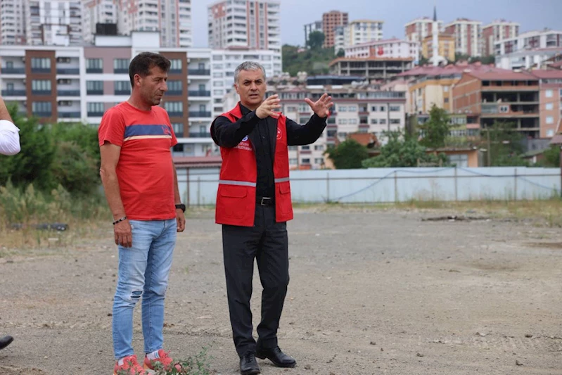 BAŞKANIMIZ İŞGAL EDİLEN ALANLARDA GERÇEKLEŞTİRİLEN YIKIM ÇALIŞMALARINI İNCELEDİ