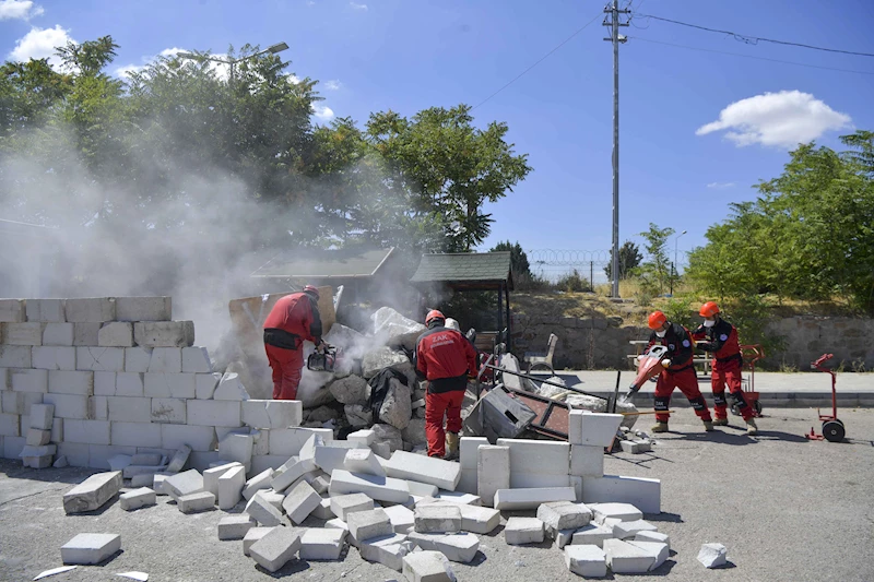 ANKARA ZABITASI ARAMA KURTARMA EKİBİ GÖREVE BAŞLADI