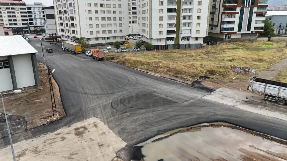 Zafer Mahallesi'nde Yol Genişletme ve Yenileme Çalışmaları Tamamlandı