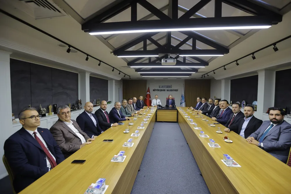 Kayseri Büyükşehir Belediye Başkanı Dr. Memduh Büyükkılıç, Erbil İş Dünyasını Ağırladı