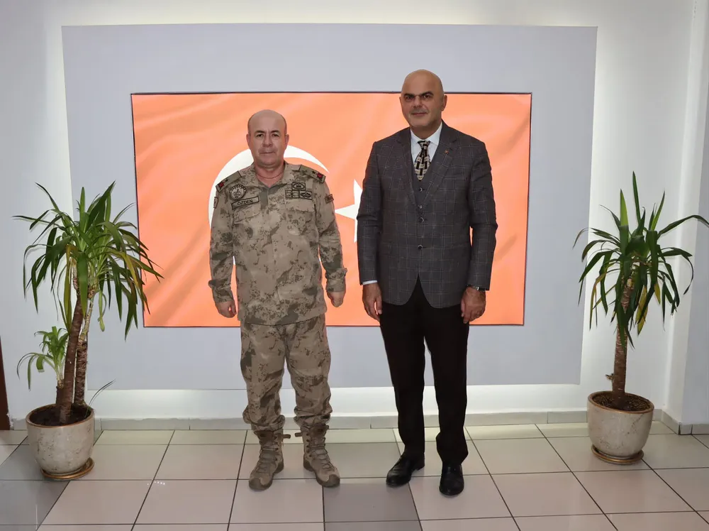 Belediye Başkanı Ahmet Sait Sadrettin Türkan'dan İl Jandarma Komutanı'na Ziyaret