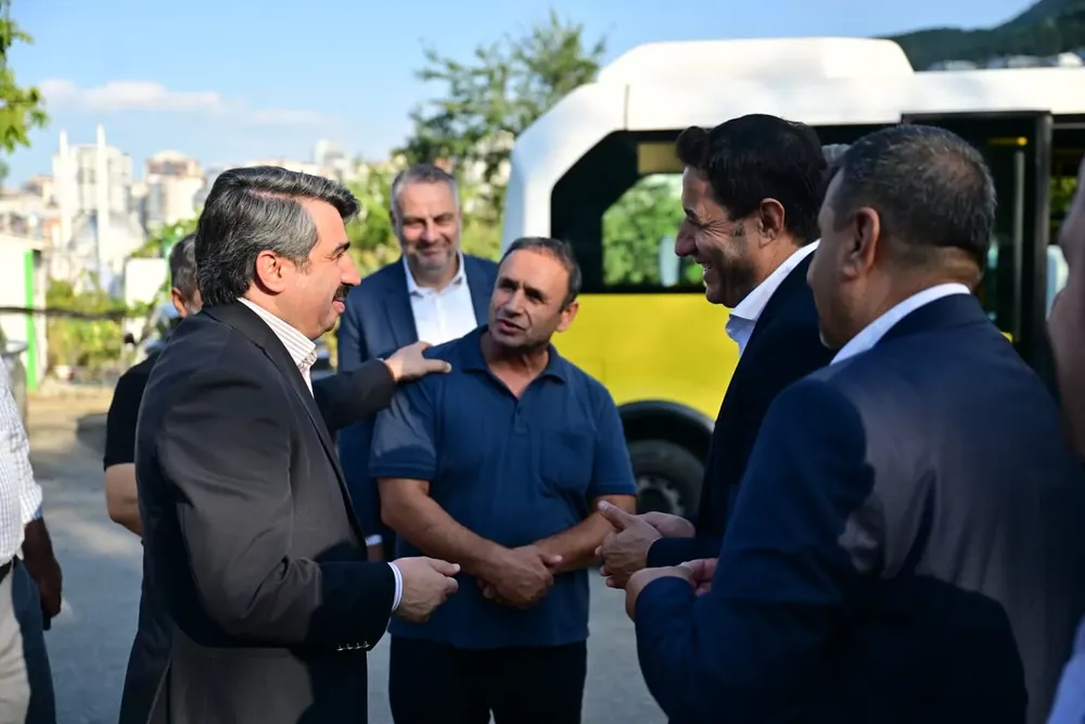 Bursa Yıldırım'da Başkan Yılmaz’dan esnafa ziyaret