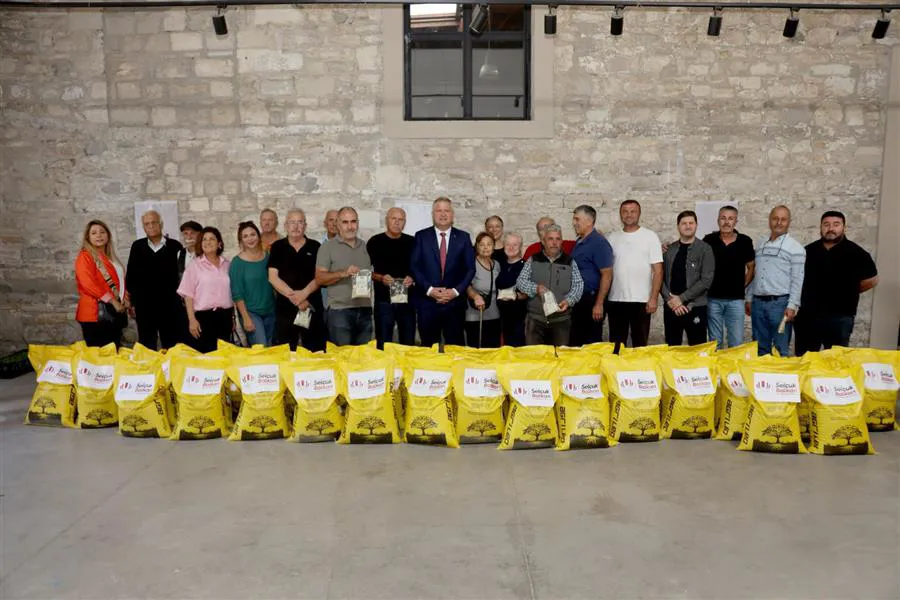 Urla Belediyesi'nden Üretici ve Çiftçilere Destek Çalışmaları