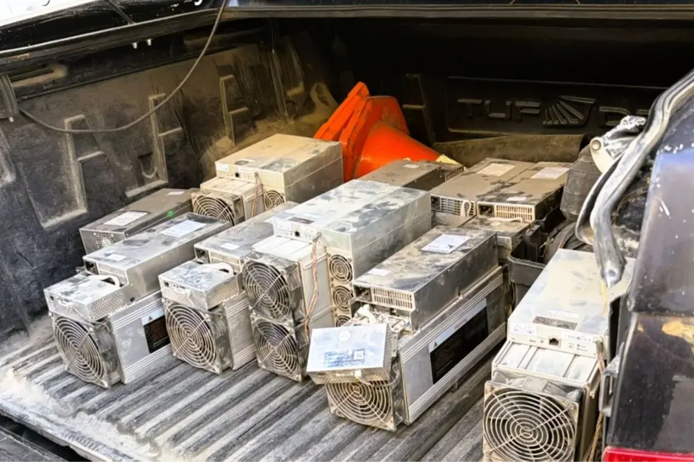 Mardin'de kaçak elektrikle kripto para ürettiler! 200 hanenin tüketimine eşdeğer elektrik kullandılar!