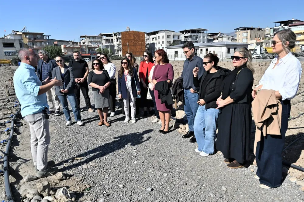 Bornova'dan küresel zirveye güçlü köprü