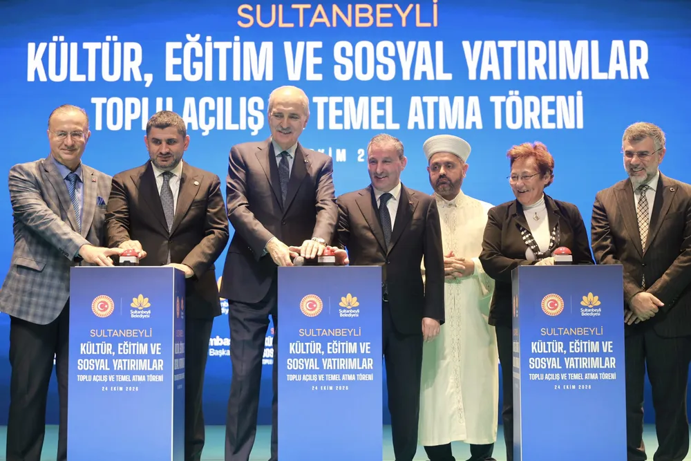 Sultanbeyli'de Kültür, Eğitim ve Sosyal Yatırımlar İçin Toplu Açılış ve Temel Atma Töreni Düzenlendi