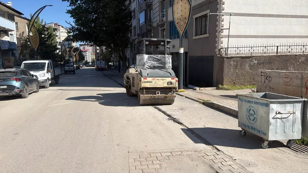Muş Belediyesi'nden Yol Bakım ve Onarım Çalışmaları