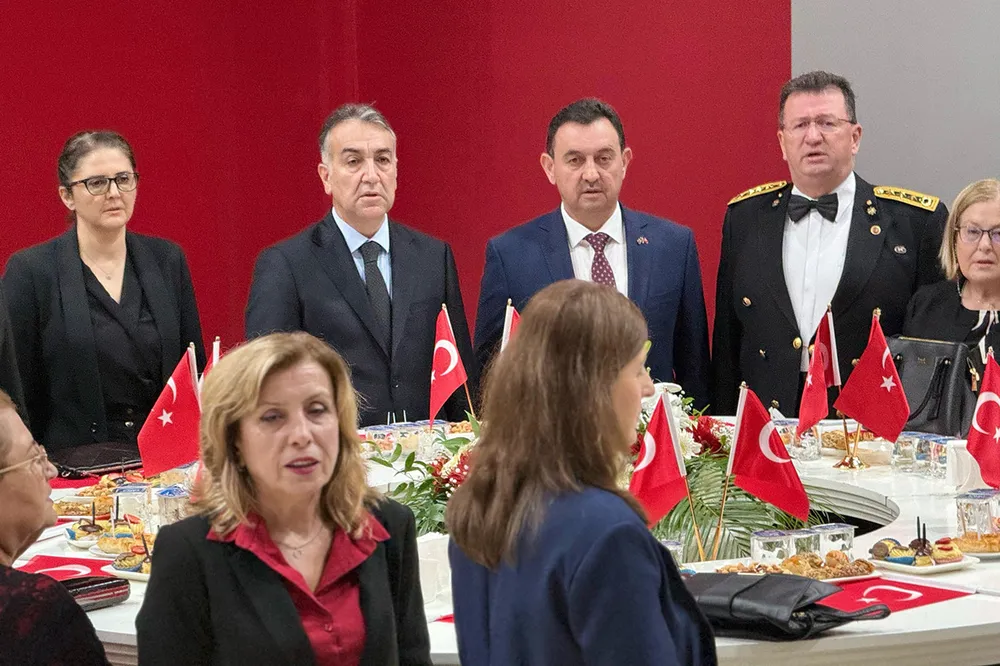 Belediye Başkan Vekili Kazım Çamlı, Cumhuriyet Bayramı Resepsiyonu'na Katıldı