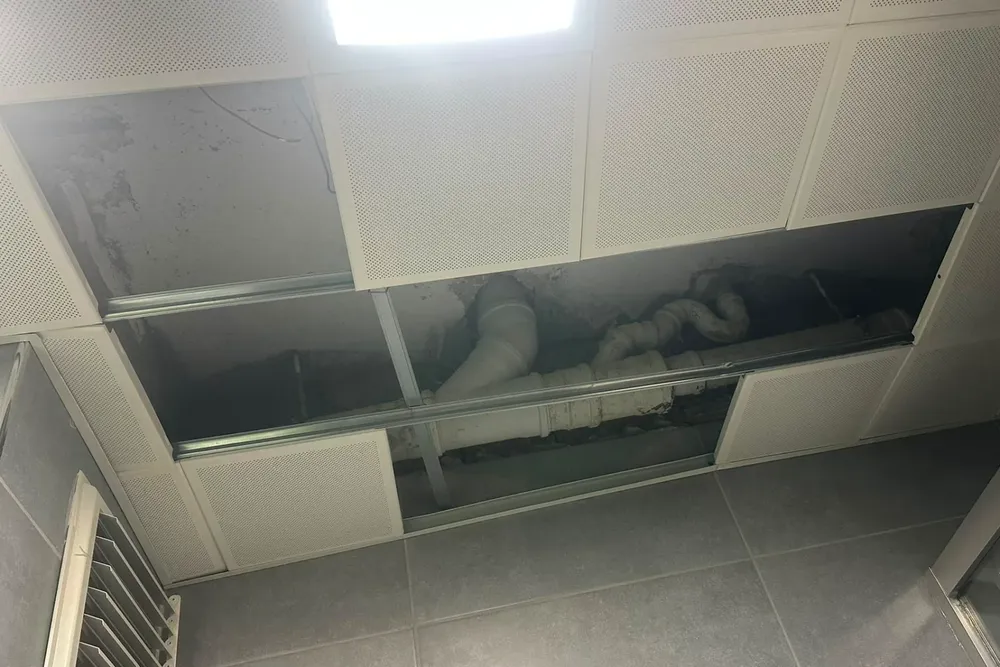 Keşan TOKİ'de bitmeyen sorunlar isyan ettirdi! 3 haftadır su sızıyor, 7 aydır pencere bekliyorlar