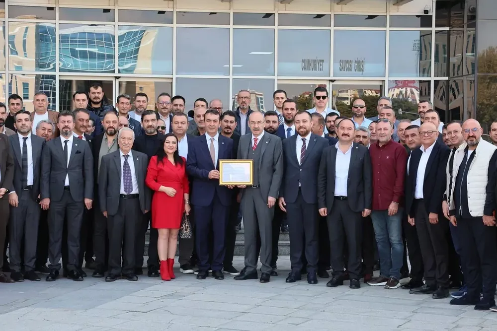 KTO Başkanı Ömer Gülsoy mazbatasını aldı