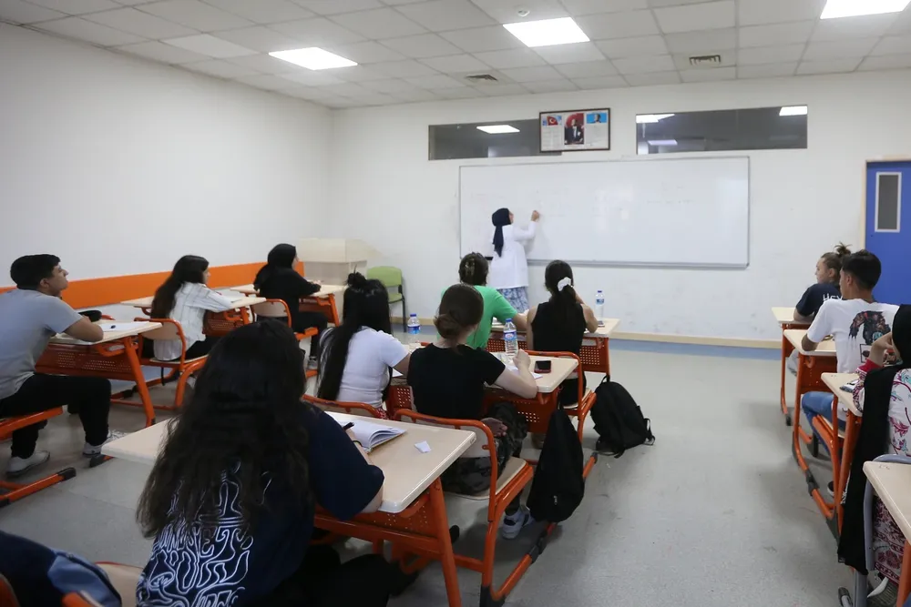 GASMEK öğrencilerinden YKS’de büyük başarı