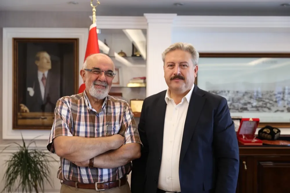 Kayseri Melikgazi Belediyesi'nden öğrencilere kırtasiye desteği