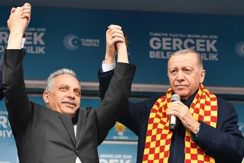 Mustafa Yalçın'dan '25'nci Yıl' mesajı