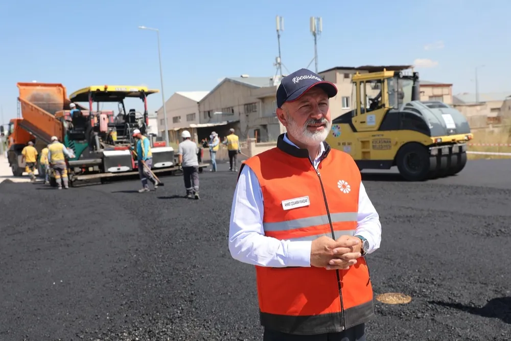 Kayseri Kocasinan'dan sanayi sitelere nefes aldıracak yol hamlesi