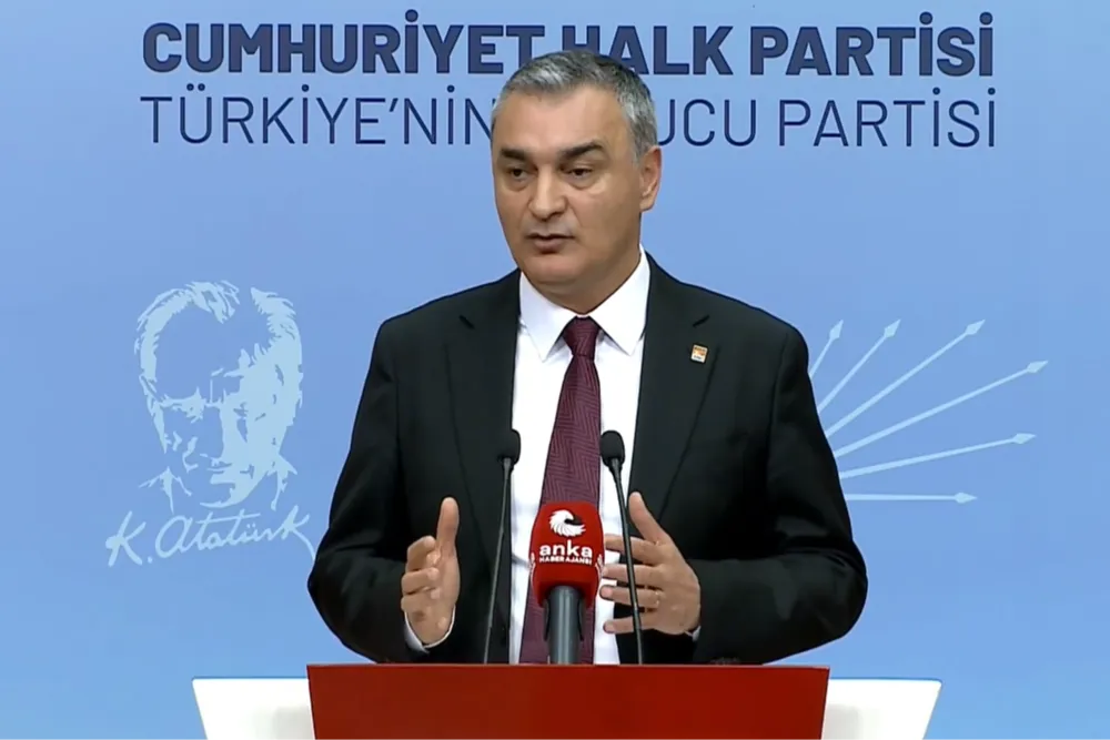 CHP'de kongre hazırlıkları hızlandı... 8 ile daha yeni il başkanı atandı