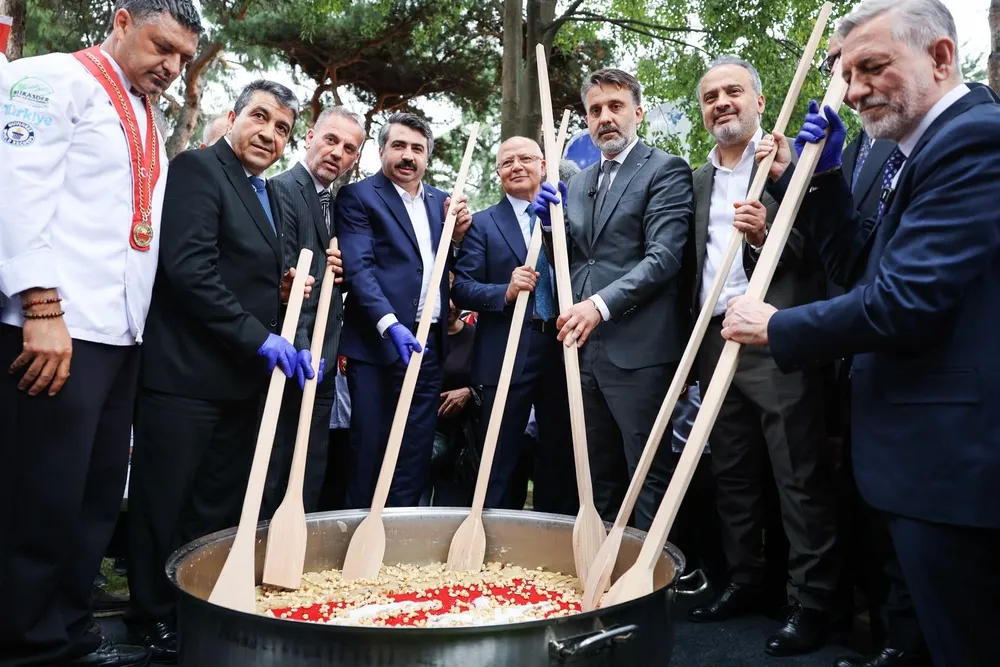 Bursa'dan fetheden lezzetlere coşkulu başlangıç