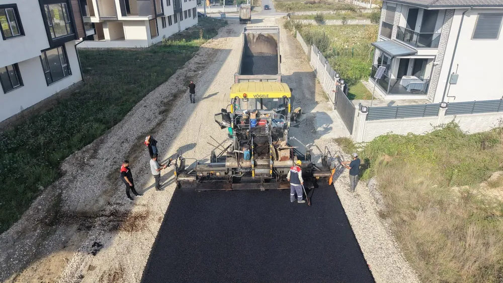 Düzce'de Yol ve Asfalt Çalışmaları Hız Kazandı