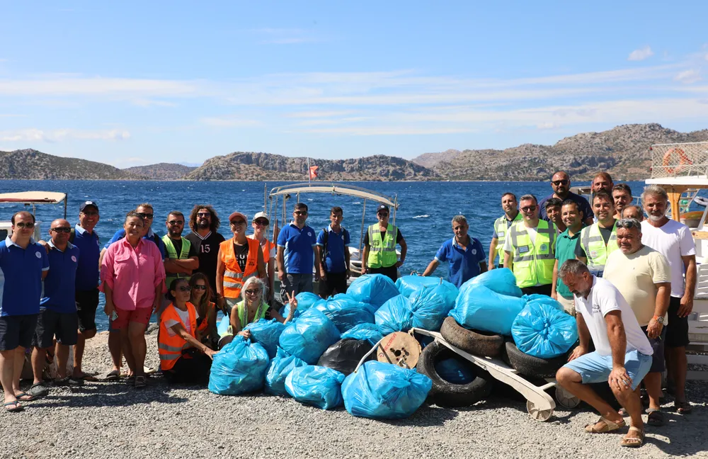 Muğla'da Kıyılar İçin Ortak Mücadele: Plastik Atıklar Temizlendi