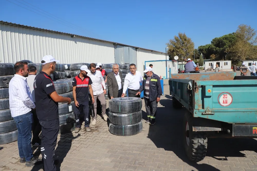Manisa Büyükşehir Belediyesi'nden Tarımsal Üreticiye Damlama Sulama Desteği