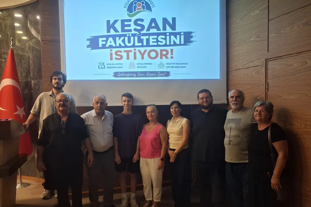Keşan'ın geleceği için bir araya geldiler... Üniversite, yurt, engelsiz yaşam ve deprem hazırlığı gündemde