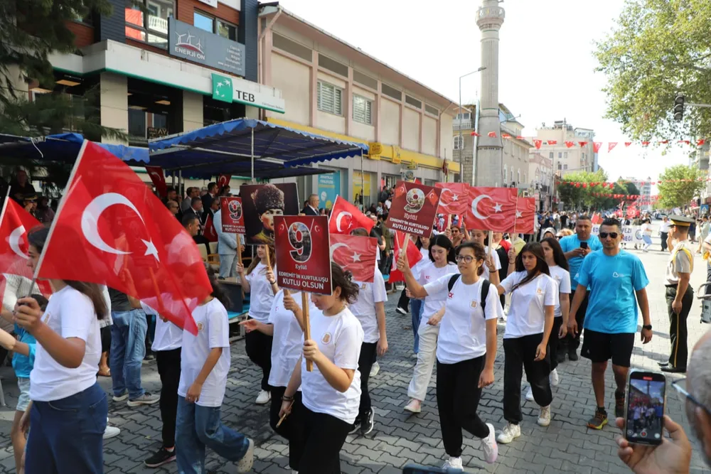 Balıkesir Edremit’te kurtuluş heyecanı
